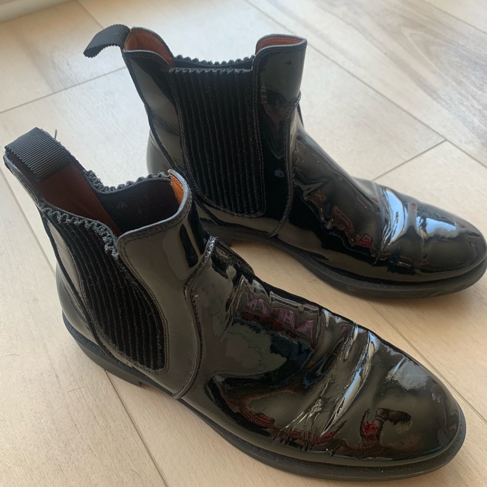 Marc Jacobs leather Chelsea boots